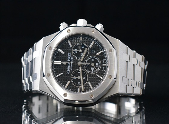 百年靈（Breitling）Bentley男士不銹鋼機械黑色表盤