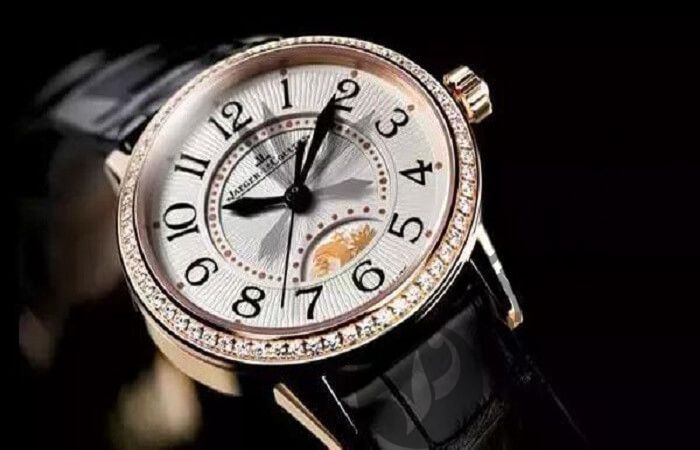動手:積家(Jaeger-LeCoultre)Reverso致敬紅色小秒針
