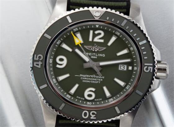 百年靈(Breitling)SuperOcean Outer
