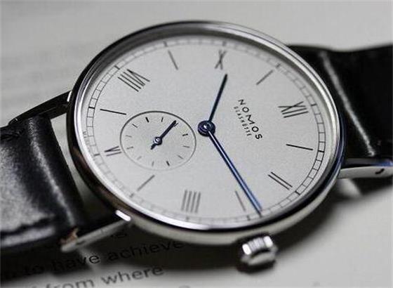 NOMOS機械手表走時常有誤差