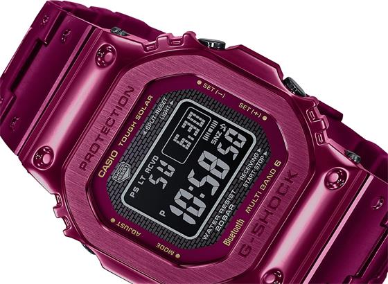 卡西歐推出紅色不銹鋼G-Shock GMWB5000RD-4